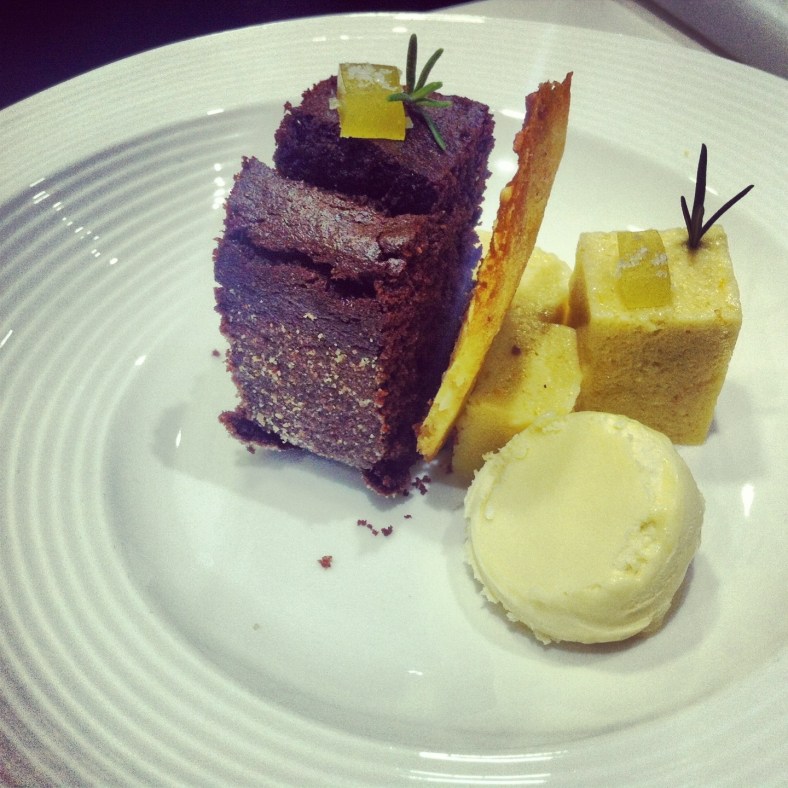 Chocolate, naranja y aceite en diferentes texturas