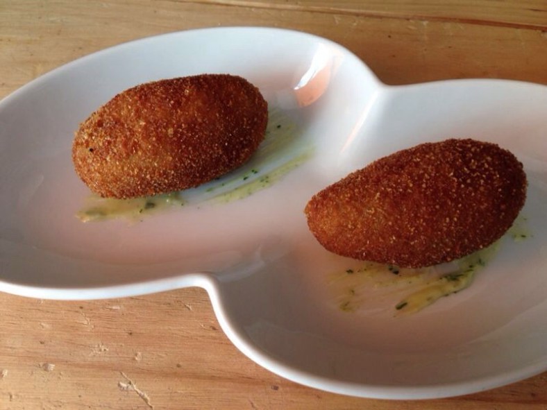 Croquetas de gambas al ajillo