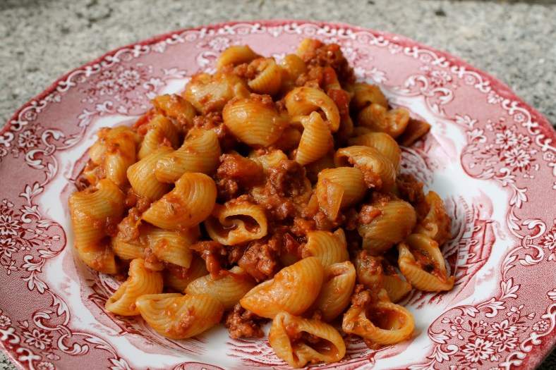 Pasta Bolognesa by Flojen