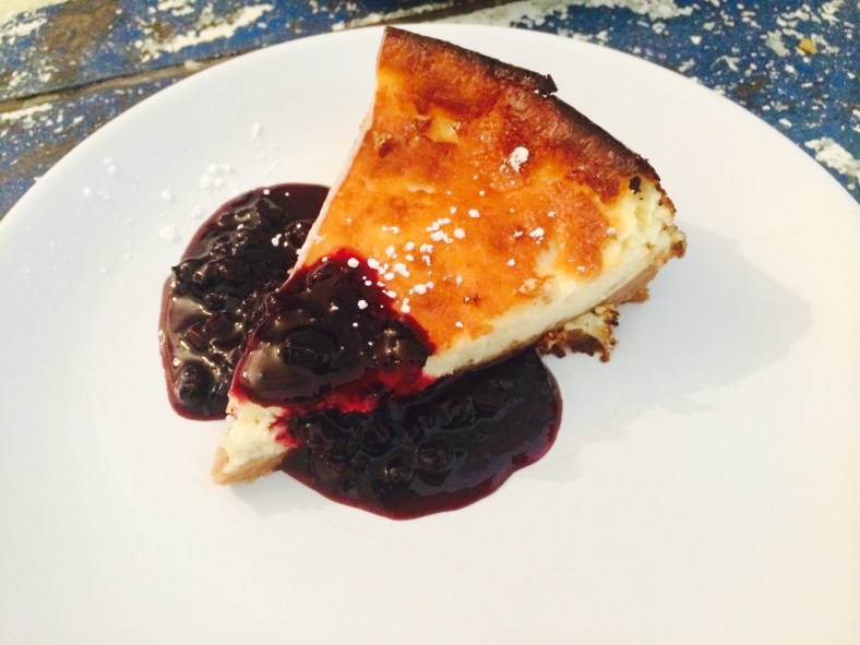 Cheesecake con frutos rojos