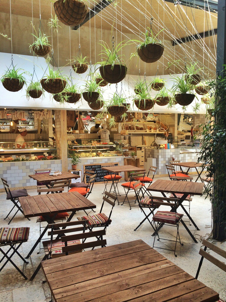 Un mercado de abastos en pleno Barrio de Chueca