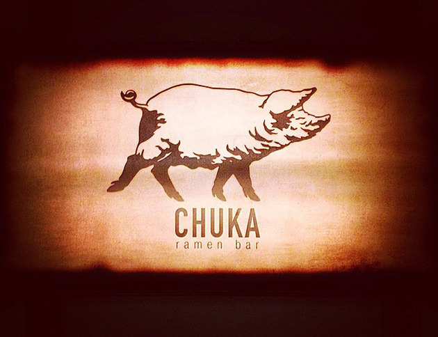 Un cerdo es el logo de Chuka Ramen Bar