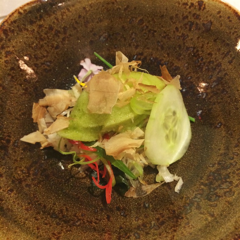 Sunomono de perdiz, sorbete de apio y hierbas anisadas