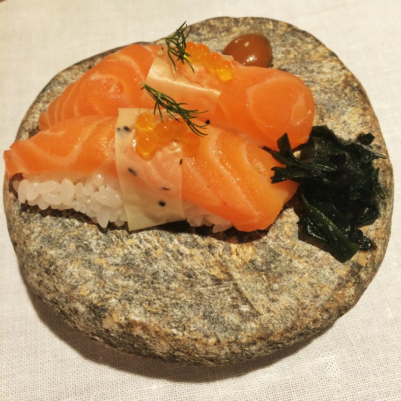 Nigiri de salmón ahumado