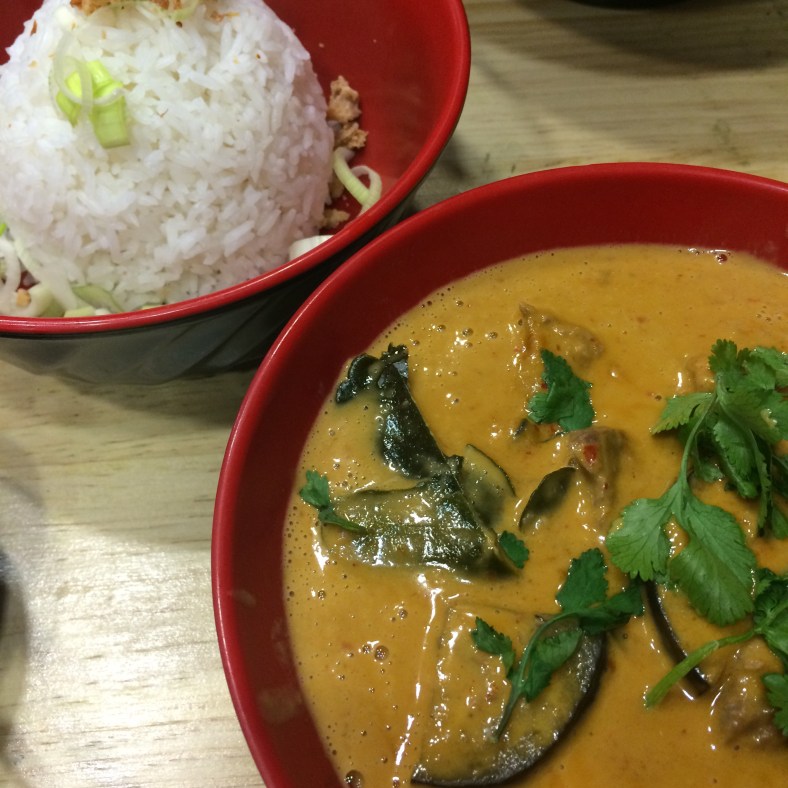 Gaeng Phet: curry rojo de ternera 