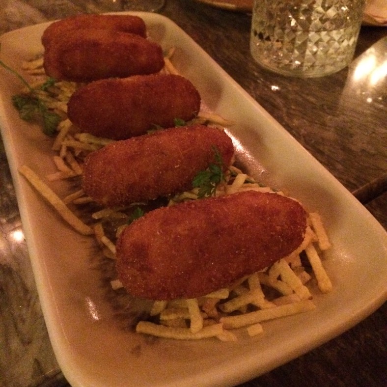 Croquetas de jamón ibérico y trufa blanca