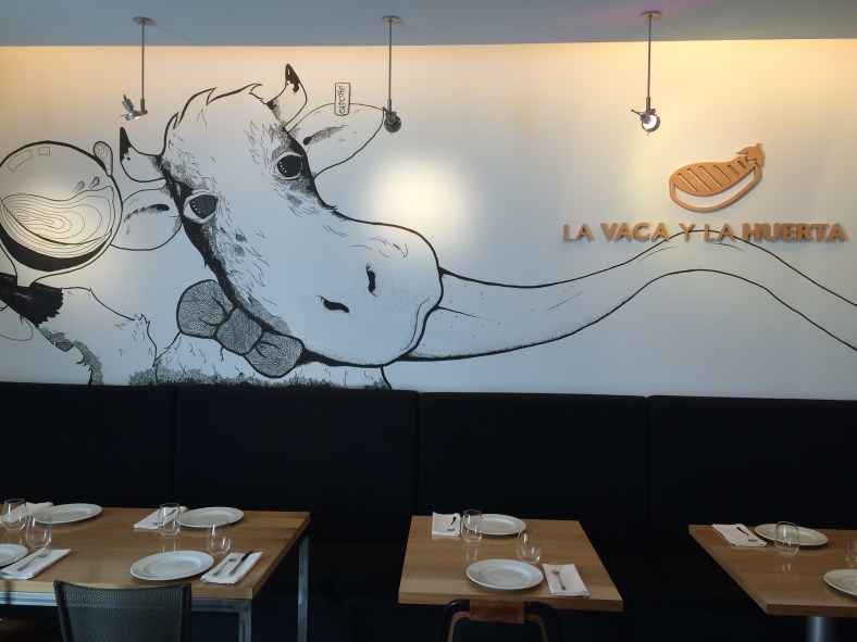 La sala de la vaca y la huerta