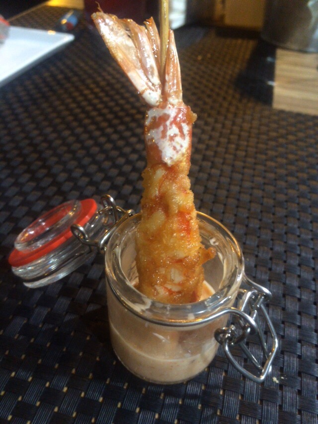 Gambon en tempura con mayonesa de kimuchi