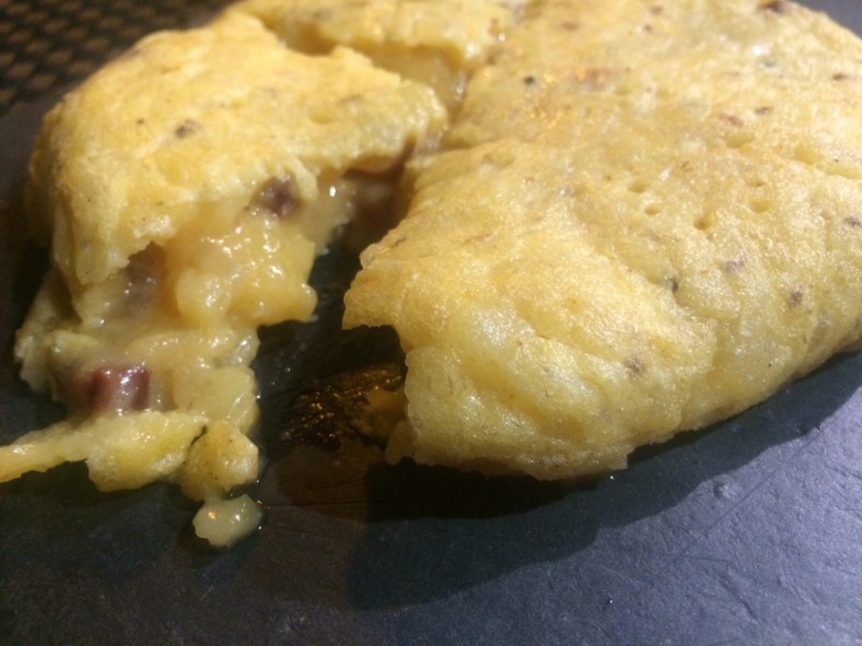 Mini tortilla de jamón y trufa