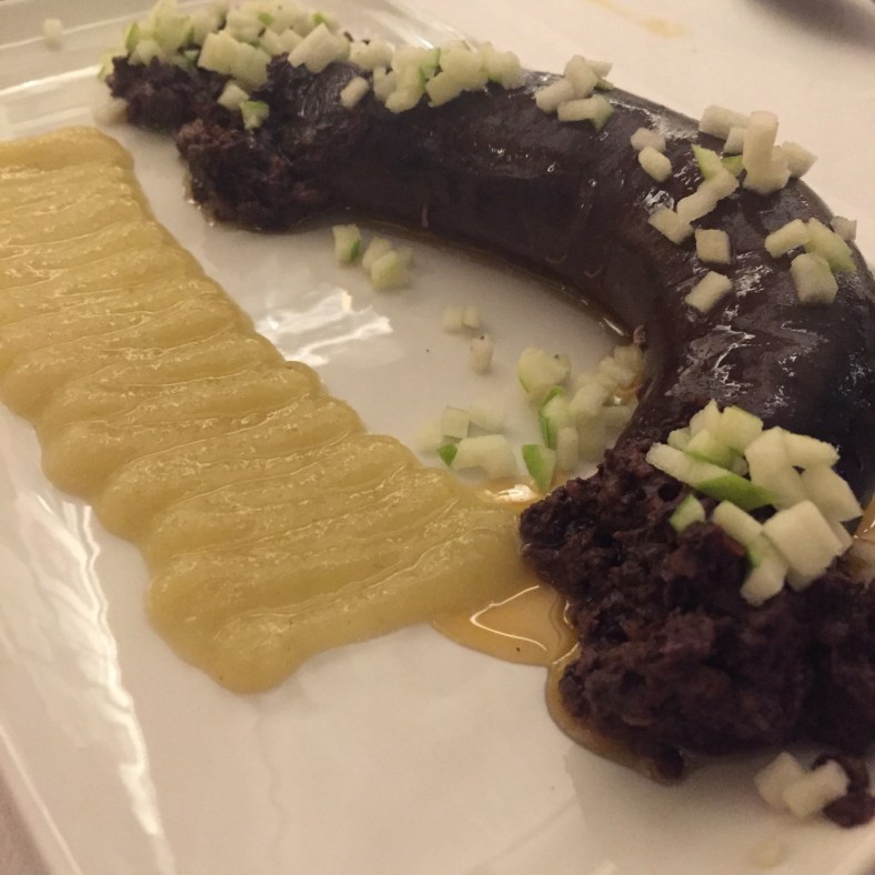 Morcilla de Besain con manzanas
