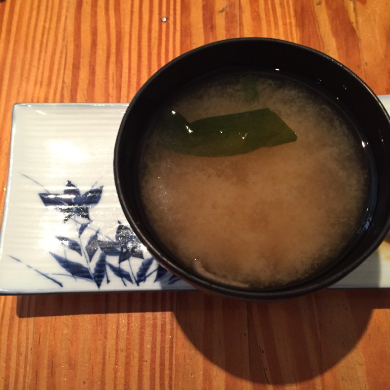 Sopa miso con alga wakame