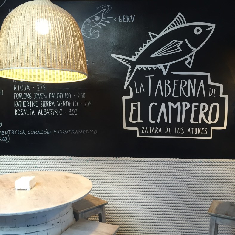 Escaparse a Cádiz en pleno mayo y no comer atún de almadraba era un delito