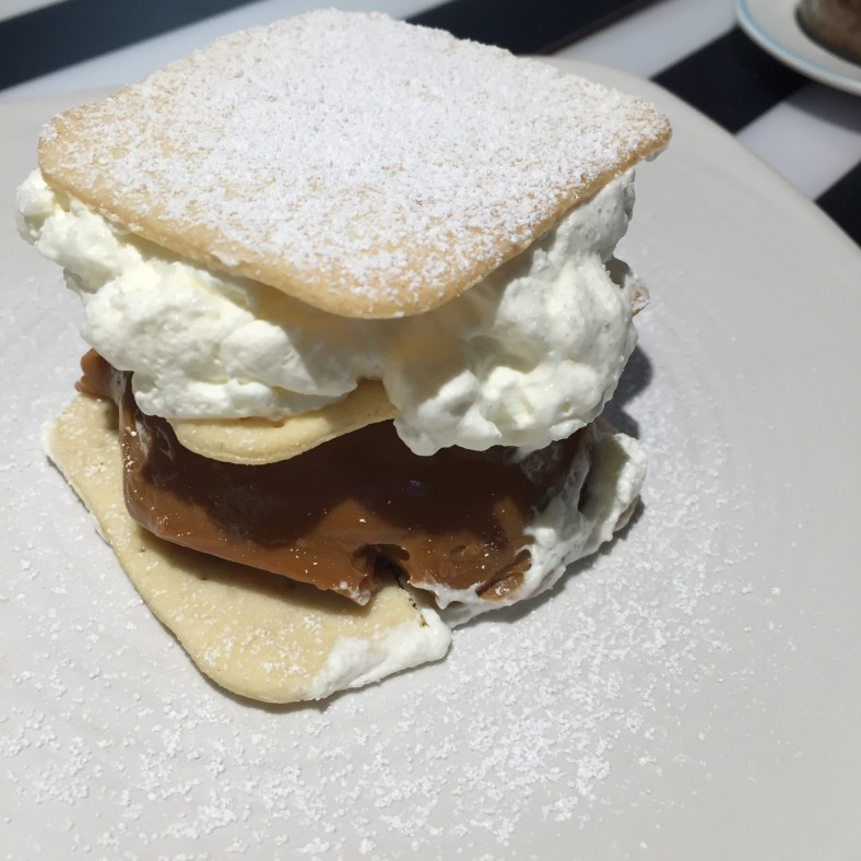 Postre de dulce de leche